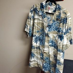 Hilo Hattie Hawaiian Island Shirt